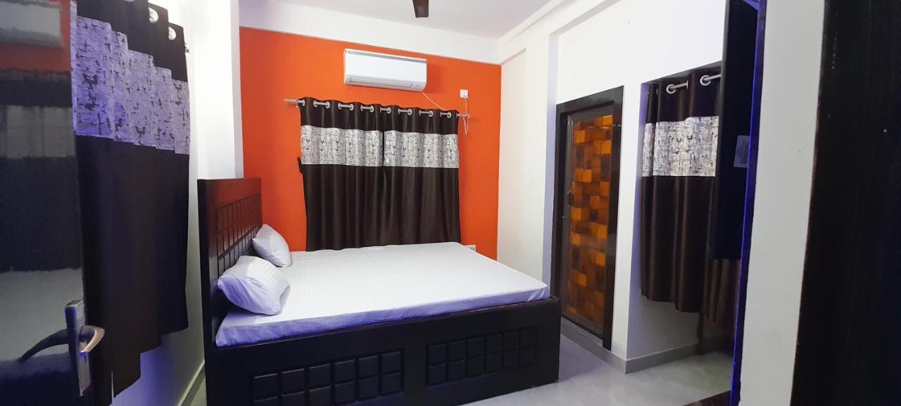 כלכותה Garden Guest House Near Rene Tower Ruby General Hospital מראה חיצוני תמונה