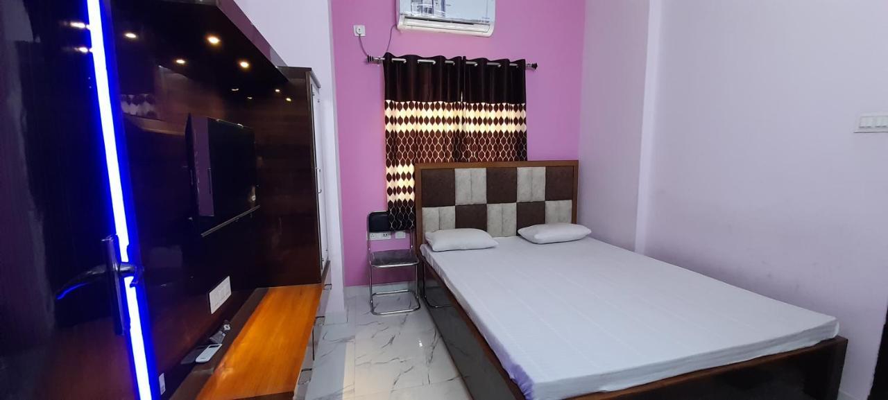כלכותה Garden Guest House Near Rene Tower Ruby General Hospital מראה חיצוני תמונה