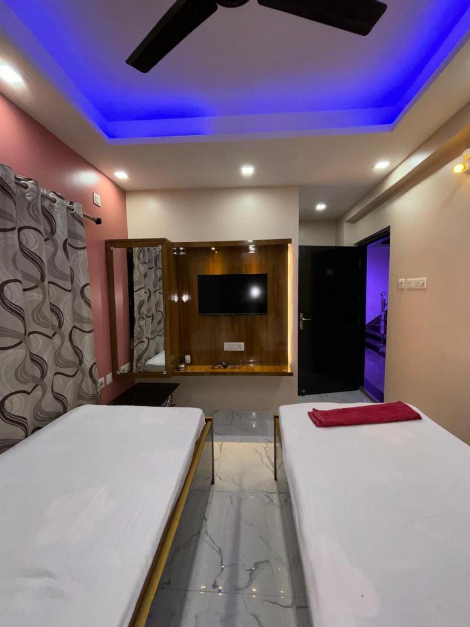 כלכותה Garden Guest House Near Rene Tower Ruby General Hospital מראה חיצוני תמונה
