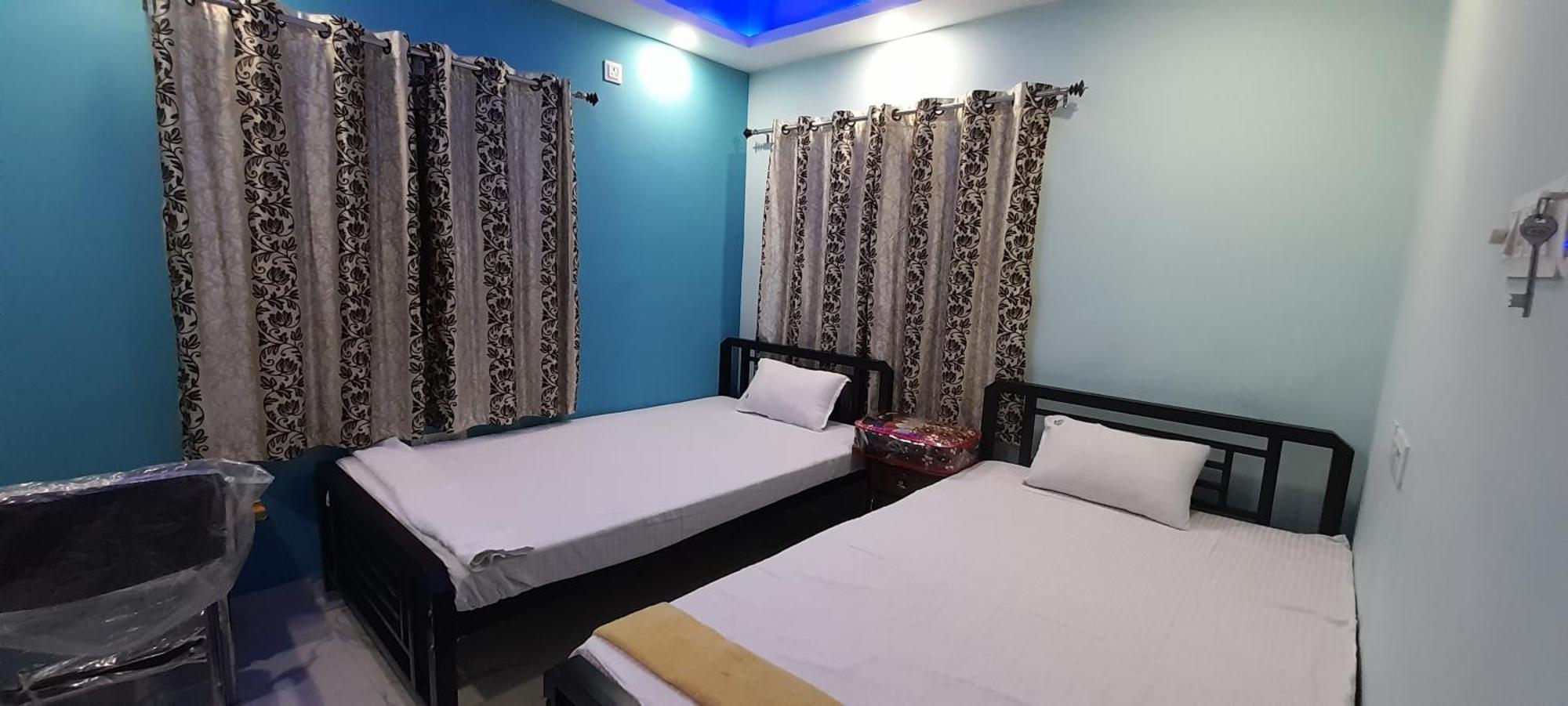 כלכותה Garden Guest House Near Rene Tower Ruby General Hospital חדר תמונה