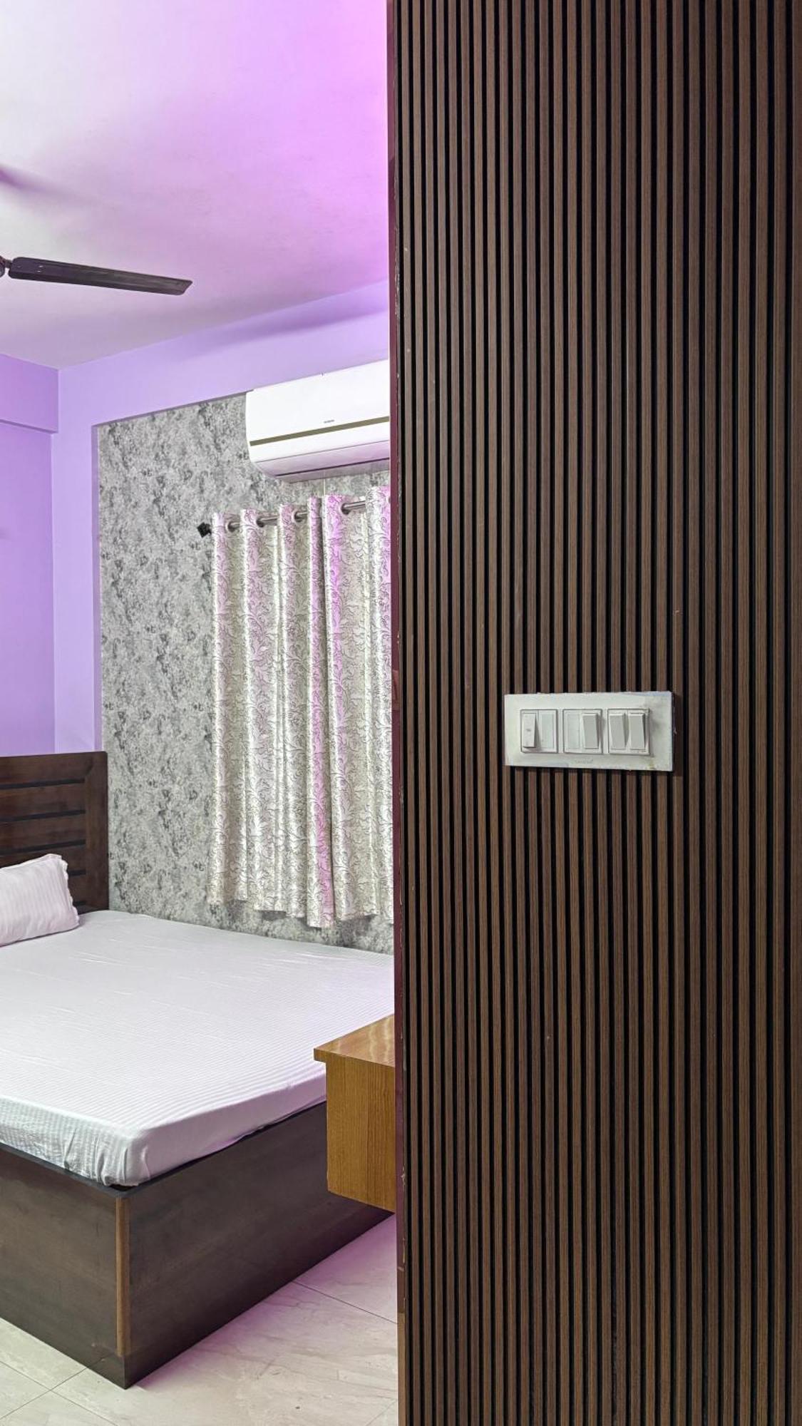 כלכותה Garden Guest House Near Rene Tower Ruby General Hospital מראה חיצוני תמונה