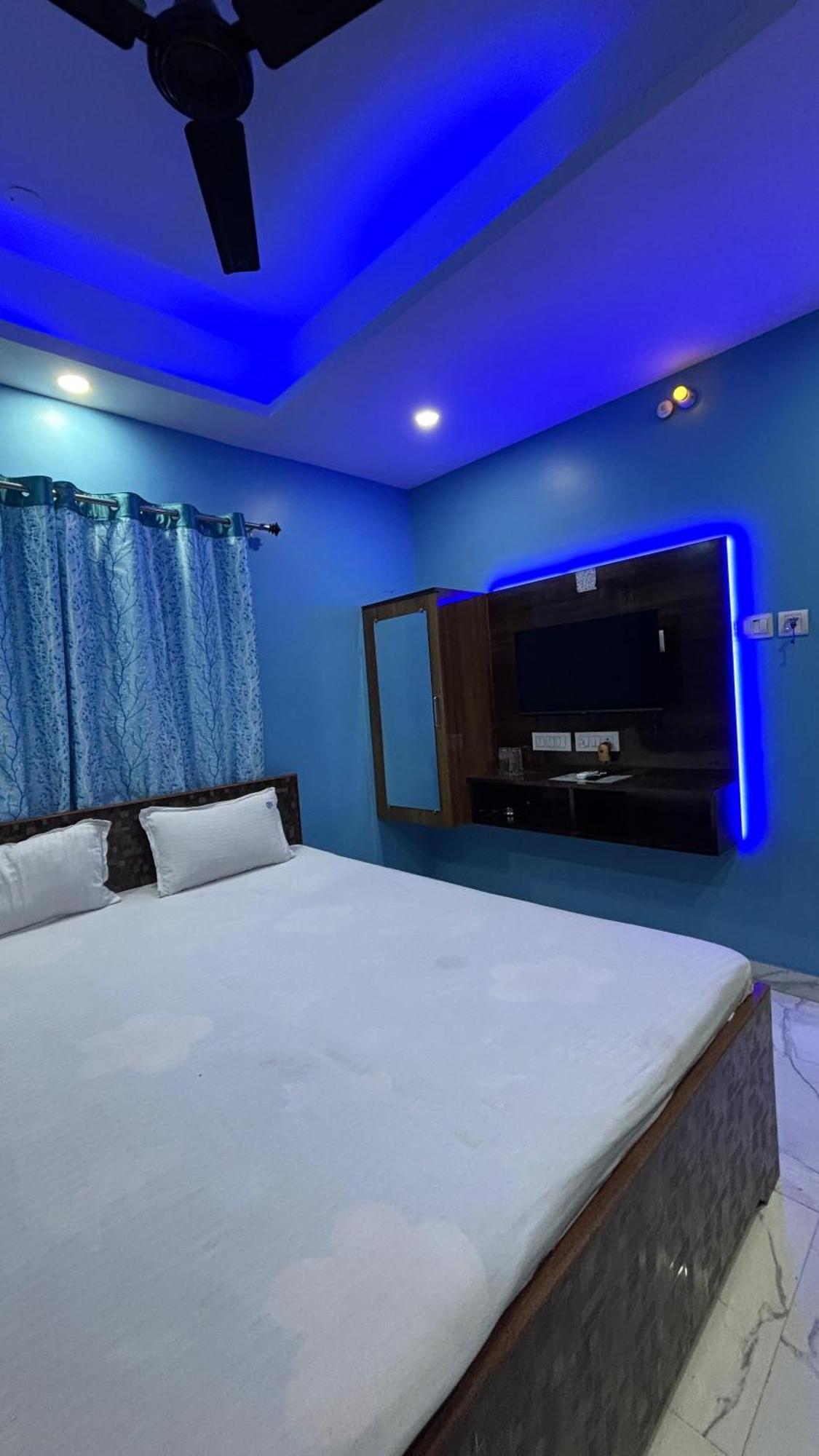 כלכותה Garden Guest House Near Rene Tower Ruby General Hospital מראה חיצוני תמונה