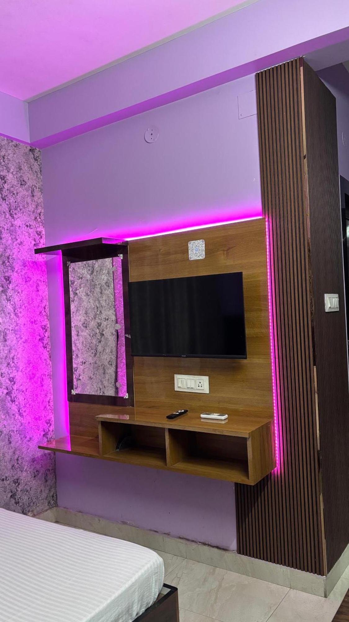 כלכותה Garden Guest House Near Rene Tower Ruby General Hospital מראה חיצוני תמונה