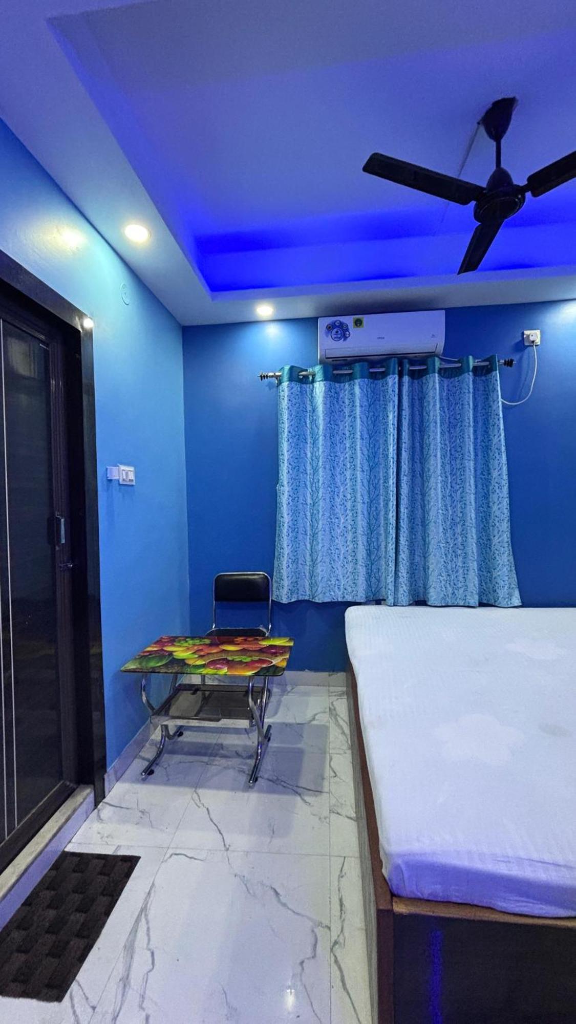 כלכותה Garden Guest House Near Rene Tower Ruby General Hospital מראה חיצוני תמונה